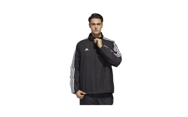 Các loại áo khoác Adidas 3 sọc chính hãng phổ biến như áo gió, áo nỉ và track jacket