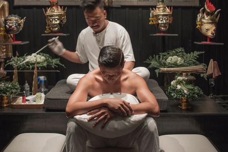 Hinh xam rong full lung phong cach Nhat co Irezumi voi mau sac ruc ro