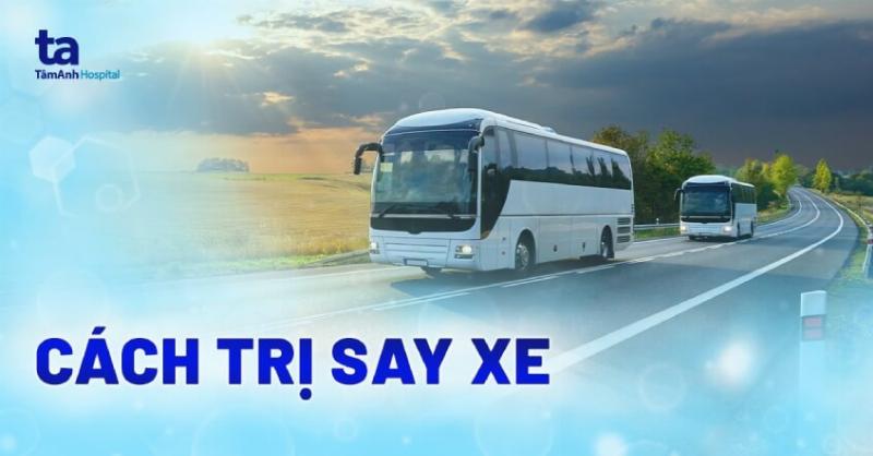 Nguoi phu nu cam thay kho chiu bi say xe khi dang ngoi tren o to