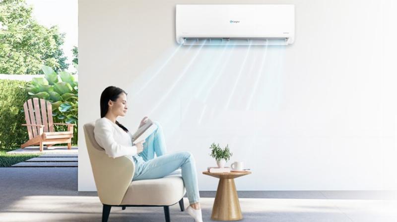 Hình ảnh minh họa các bước vệ sinh lưới lọc và dàn lạnh của máy lạnh 2hp tại nhà hoặc bởi thợ chuyên nghiệp