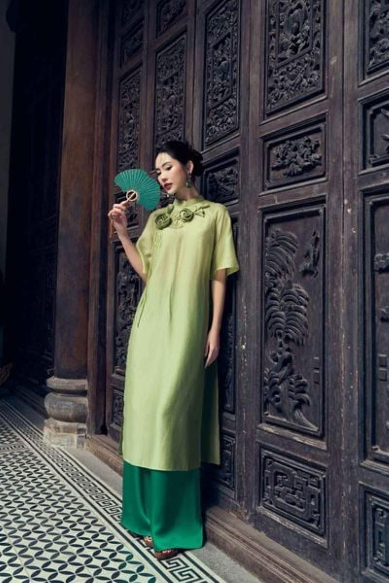 Xu hướng áo 2 dây bản to mới nhất