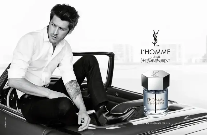 Mùi hương YSL La Nuit de l'Homme đặc trưng với bạch đậu khấu, hoa oải hương và gỗ tuyết tùng ấm áp quyến rũ.